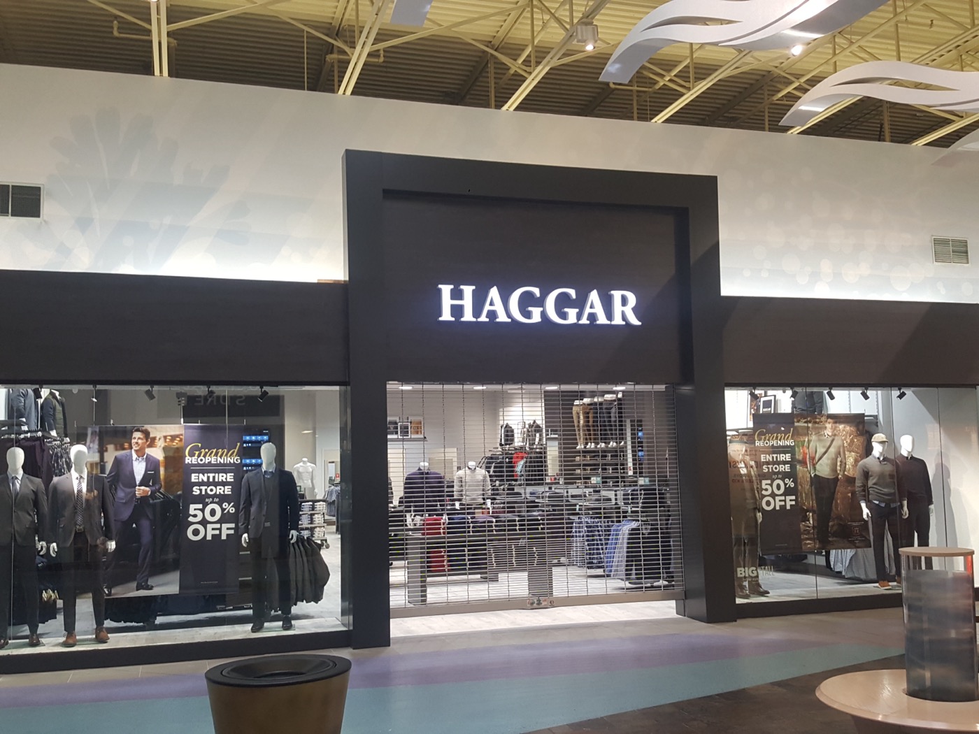 Haggar — Vaughan Mills storefront